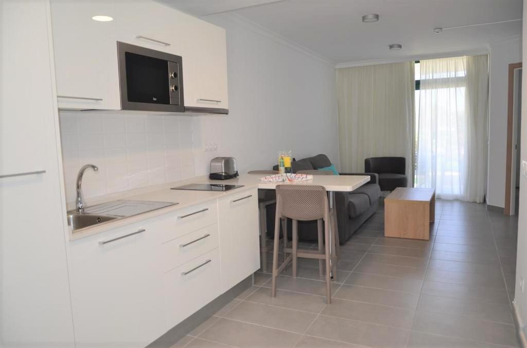פלאייה דל אינגלז Apartamentos Walhalla מראה חיצוני תמונה