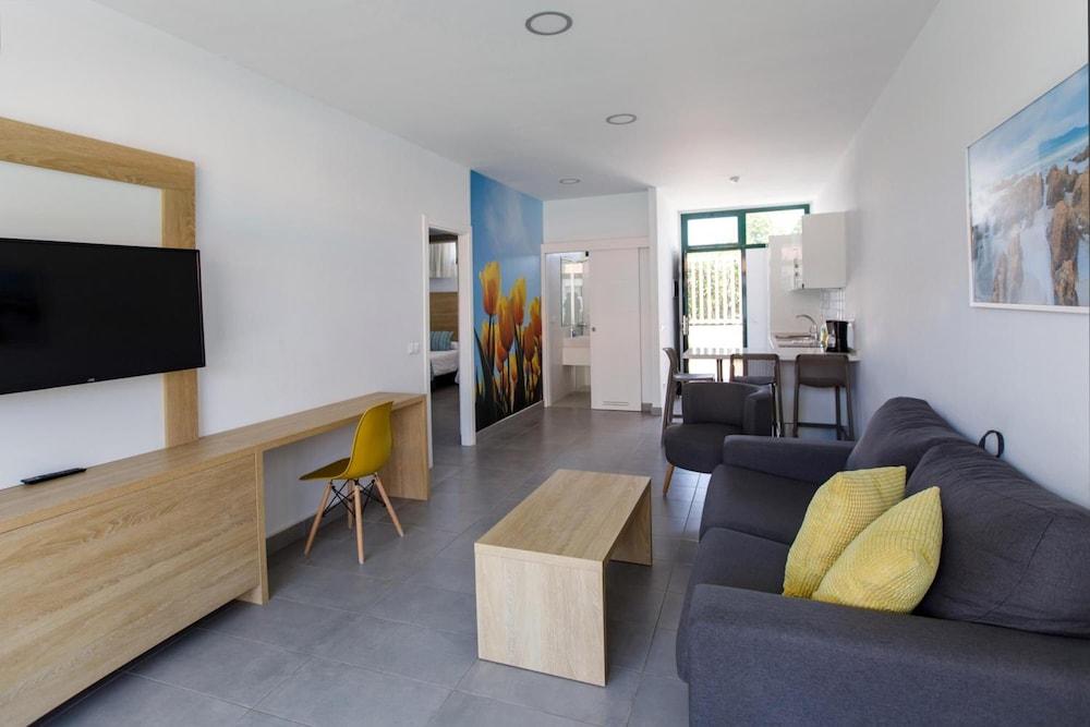 פלאייה דל אינגלז Apartamentos Walhalla מראה חיצוני תמונה